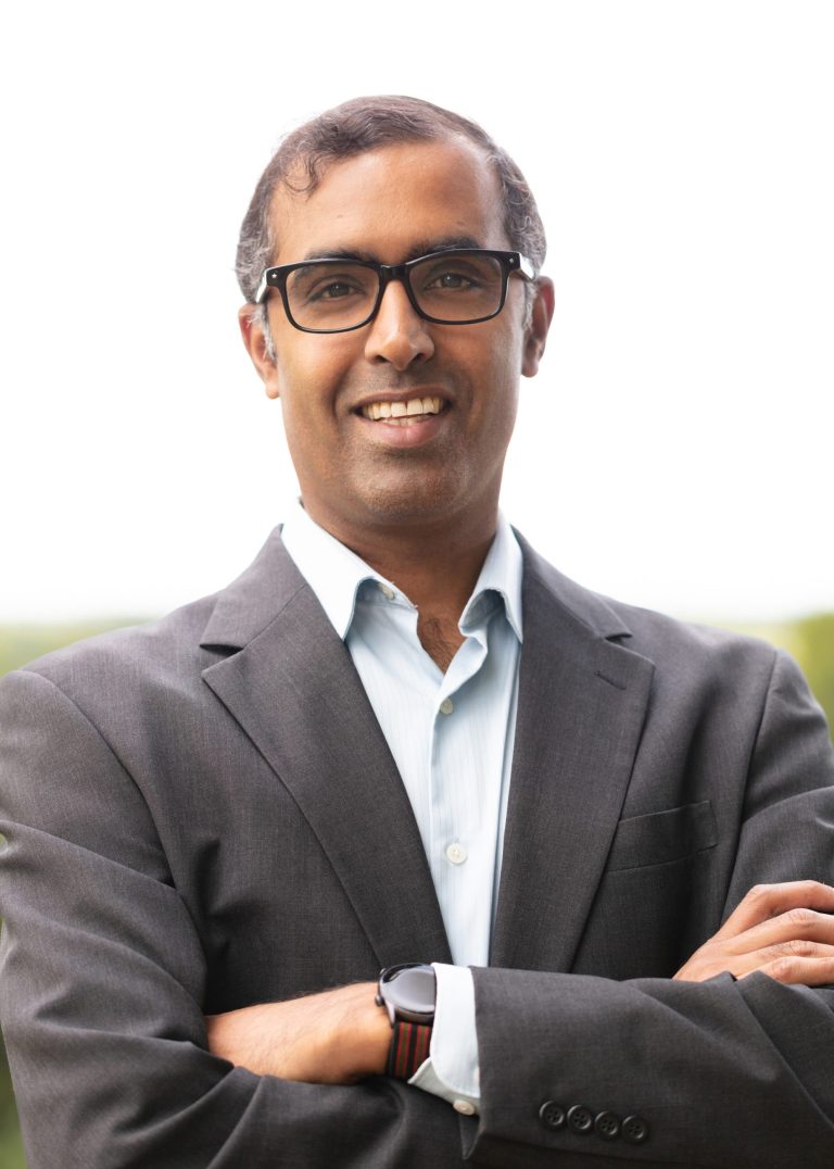 Headshot of Deepak