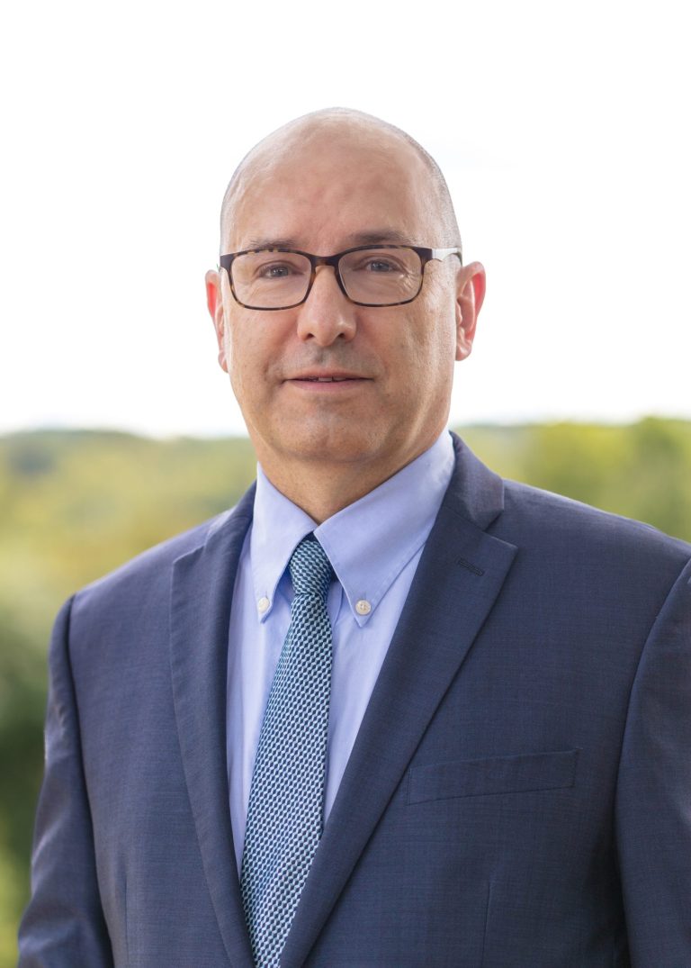 Headshot of Phil Storey