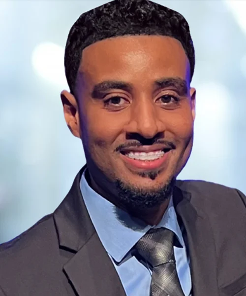 Headshot Louis Green