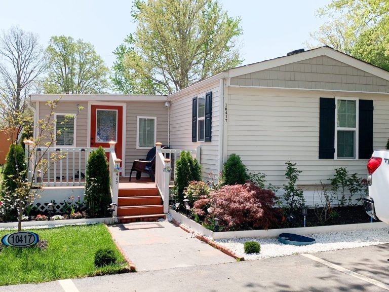 outside view of manufactured home