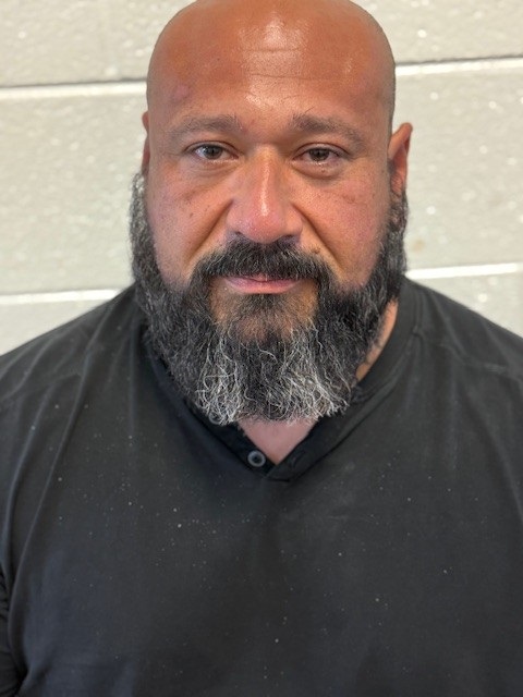 Headshot of Eric Guerrero